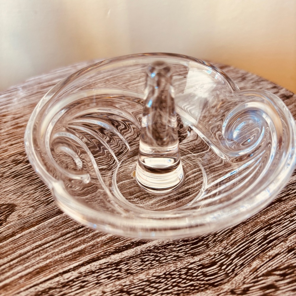 Glass Ring Holder Dish Swirl Design Vanity Jewelry Organizer - Picture 4 of 4